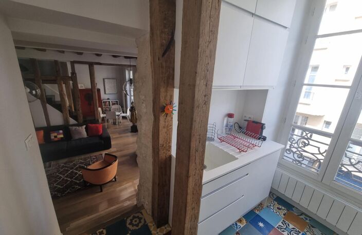 Duplex de charme à 30 sec du Parc des Vosges, Paris 4 — photo 5