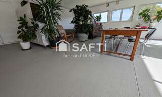 Maison 9 Pièces 205 m² à vendre à Genouillé (86250)