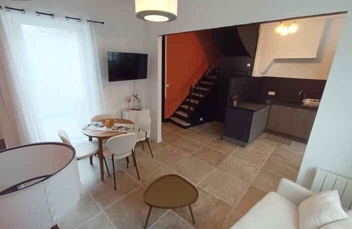 Maison rénovée 3 chambres et cour — photo 2