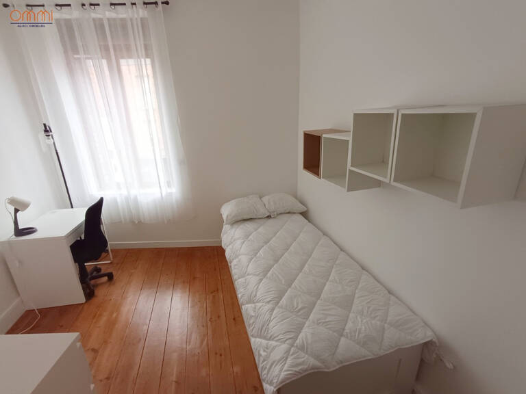 Maison rénovée 3 chambres et cour — photo 1