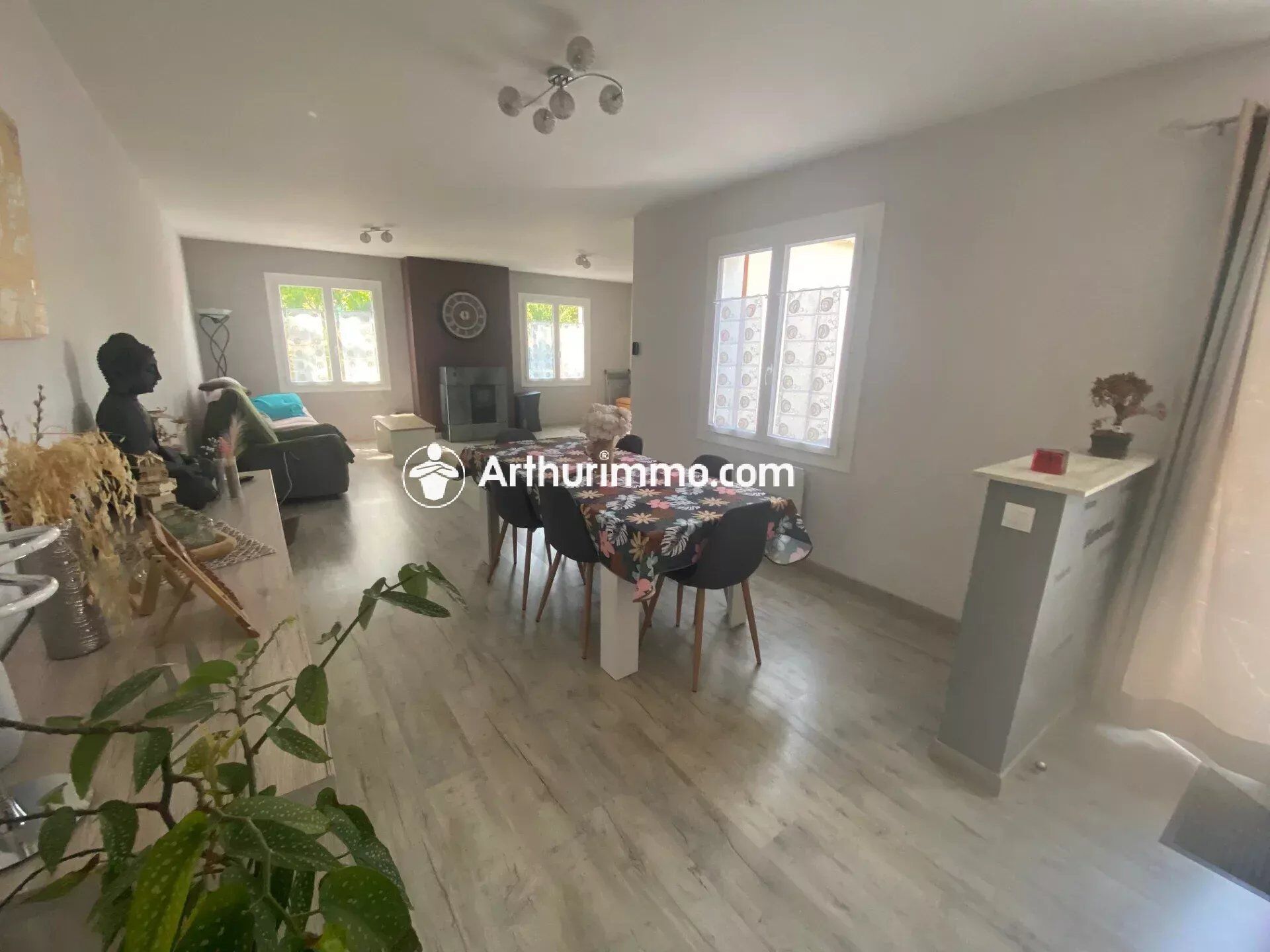 Acheter maison de 5 pièces 123 m² 168 800 € à Matha (17160) : une annonce Arthurimmo.com — 5