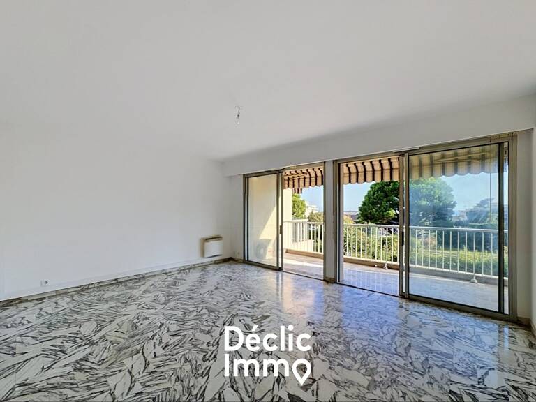 APPARTEMENT - 2 PIECES - TERRASSE - BOX FERME - SAINT LAURENT DU VAR — photo 1