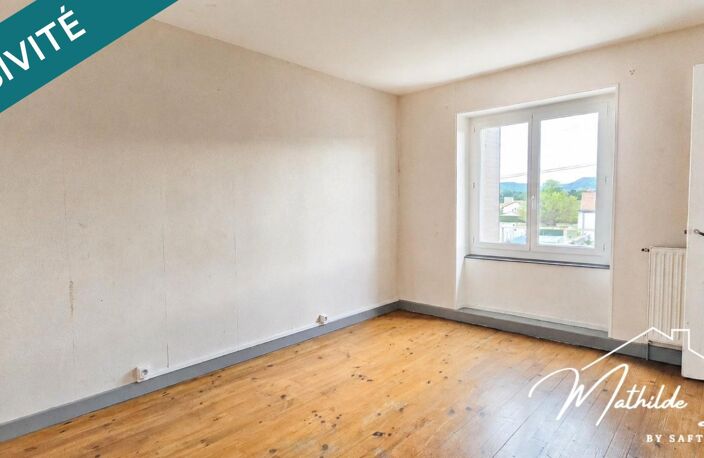 Une maison à réinventer avec joli potentiel — photo 3