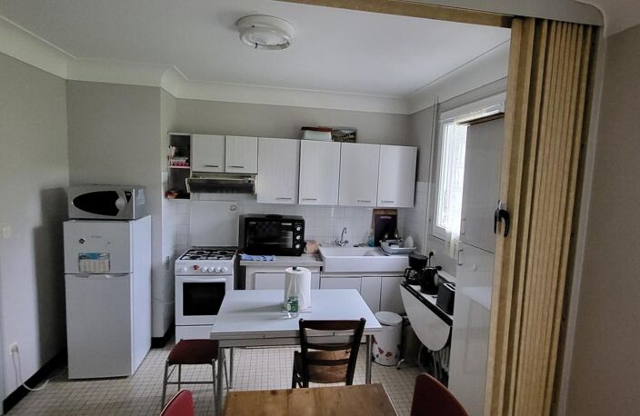 Belle maison, 3 logements, belles capacitès — photo 2