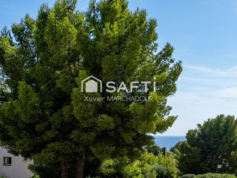 LA CIOTAT  STUDIO AVEC TERRASSE ET APERÇU MER — photo 1