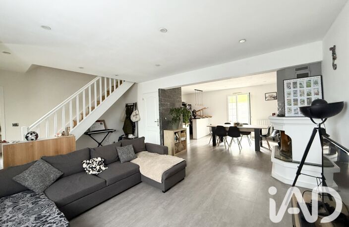 Vente Maison/villa 6 pièces — photo 2