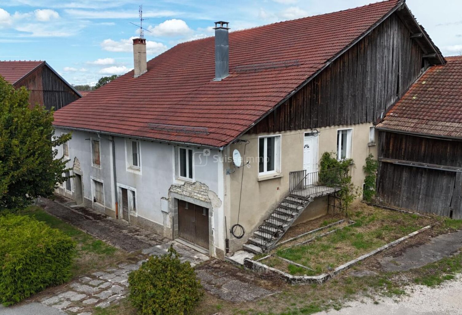 Maison Charmoille 12 pièce(s) 221 m2 — photo 1