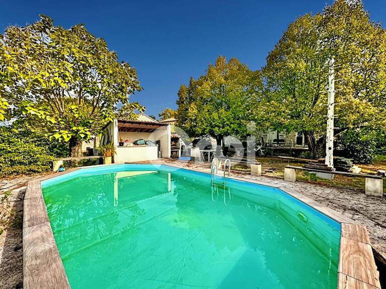 Maison À Vendre — photo 1