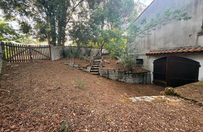 MESCHERS-SUR-GIRONDE – À moins de 500 M DE LA PLAGE – MAISON FAMILIALE AVEC APPARTEMENT INDÉPENDANT — photo 5
