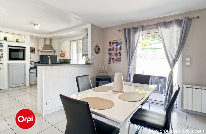 Maison avec sous sol - Centre Ville Les Andelys - 3 chambres -proche commerces 85 m² — photo 2