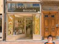 Fonds de commerce Mercerie à vendre Ecusson de NIMES (30) — photo 2