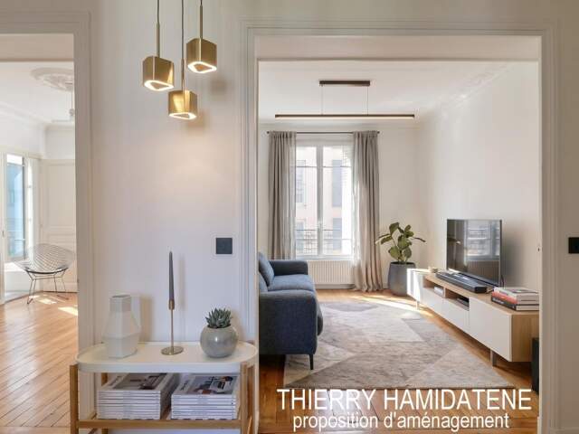 COLONIE !! A 5MN à pied de la gare du centre ville appartement bourgeois de style parisien 3 pieces 2 chambres 54m2 proche tous commerces et écoles — photo du bien