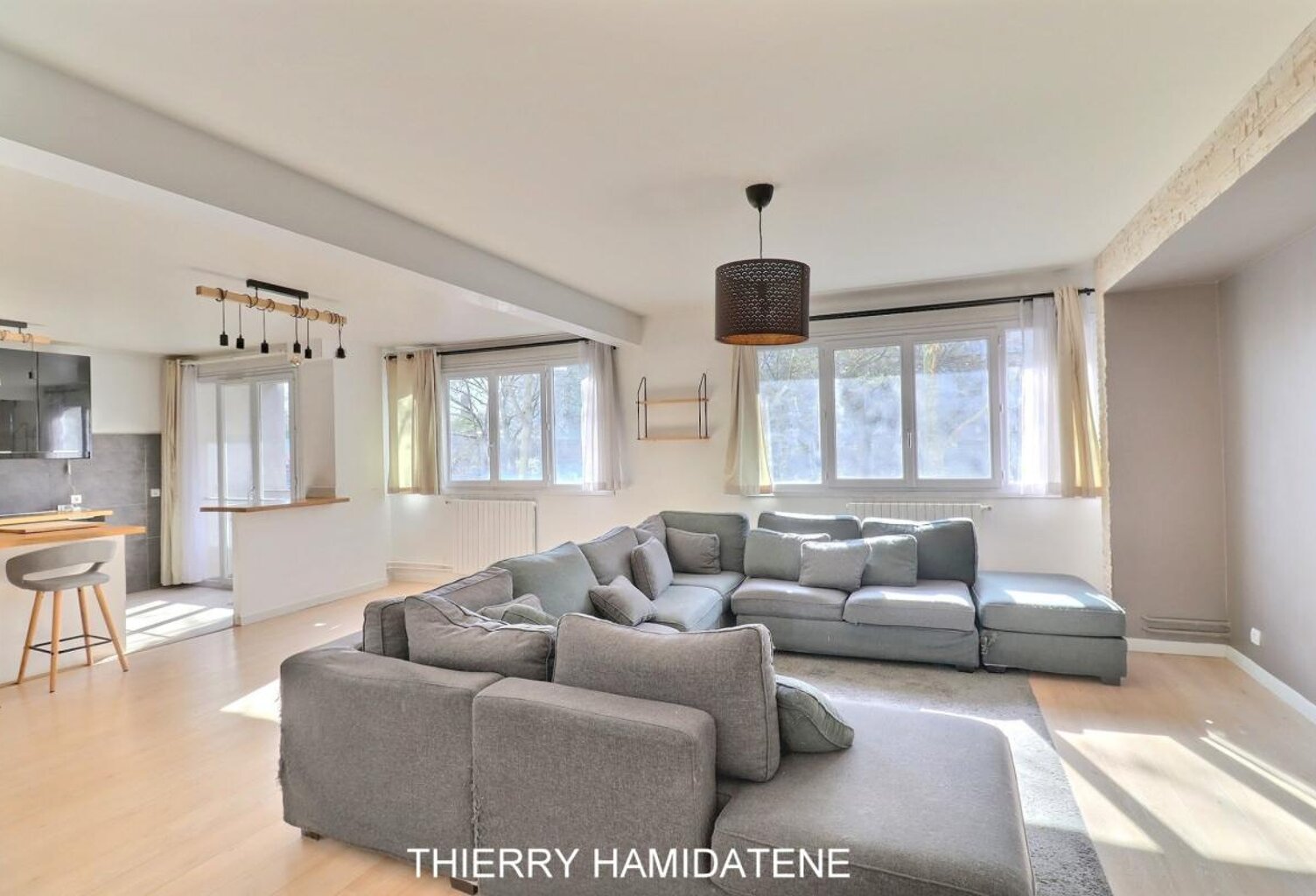 COEUR CENTRE VILLE -GARE - TRES BEL APPARTEMENT VOLUME EXEPTIONNEL 115M2 SEJOUR CUISINE AMERICAINE 50M2 -3 CHAMBRES — photo 1
