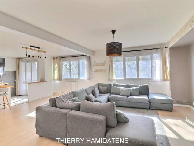 COEUR CENTRE VILLE -GARE - TRES BEL APPARTEMENT VOLUME EXEPTIONNEL 115M2 SEJOUR CUISINE AMERICAINE 50M2 -3 CHAMBRES — photo du bien
