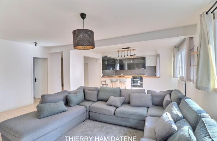COEUR CENTRE VILLE -GARE - TRES BEL APPARTEMENT VOLUME EXEPTIONNEL 115M2 SEJOUR CUISINE AMERICAINE 50M2 -3 CHAMBRES — photo 2