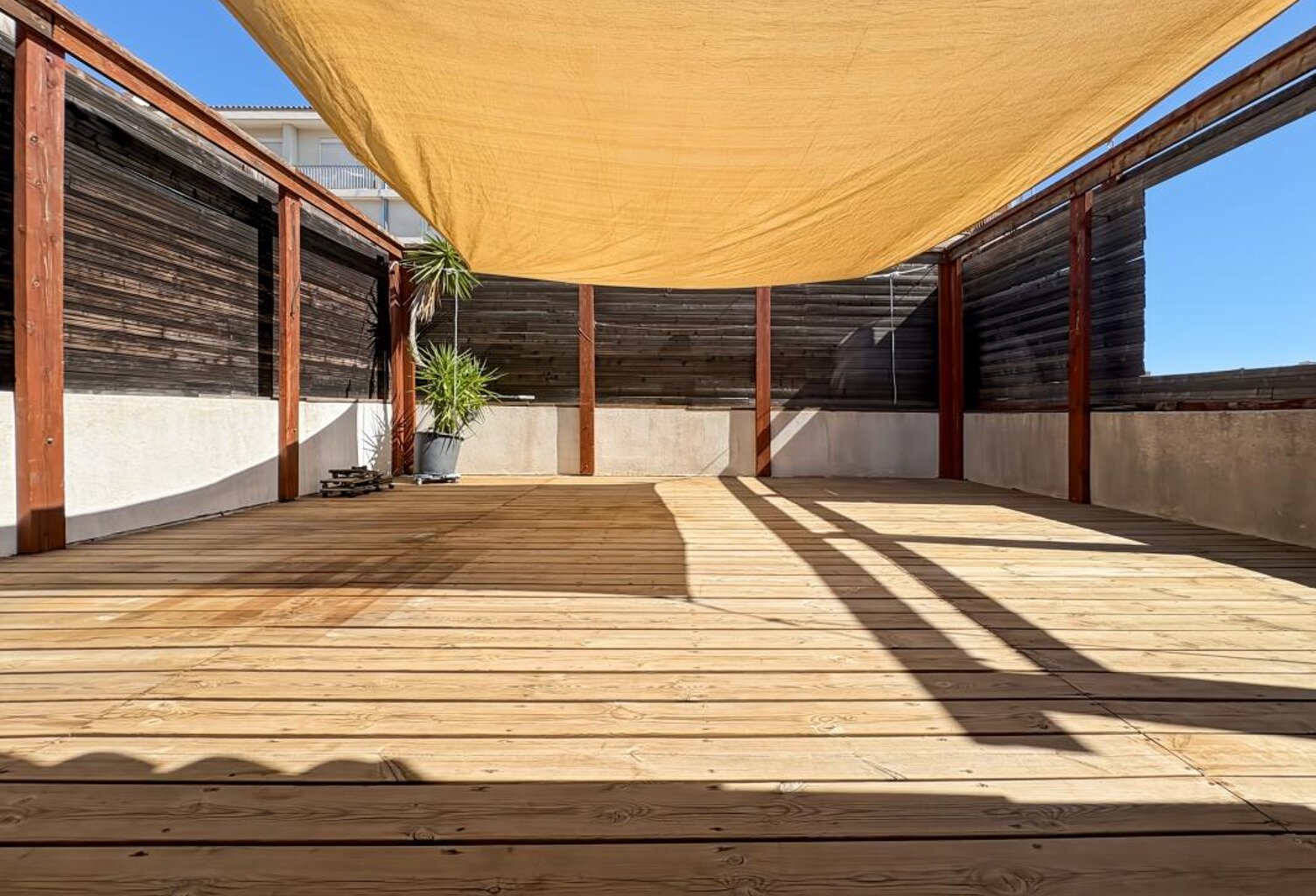 Appartement À Vendre — photo 1
