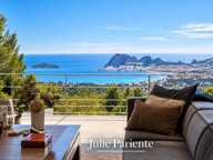 Propriété contemporaine d'exception avec vue mer panoramique à vendre 7 pièces CEYRESTE (13) — photo 3