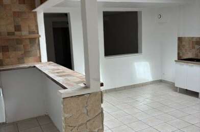 Appartement 5 pièces 1300 €