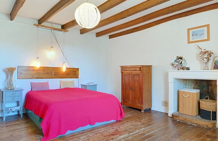 CHARME DE L’ANCIEN, BEAUX VOLUMES ET CONFORT MODERNE – 166 M² – 4 GRANDES CHAMBRES – TERRAIN DE 2 144 M² — photo 5