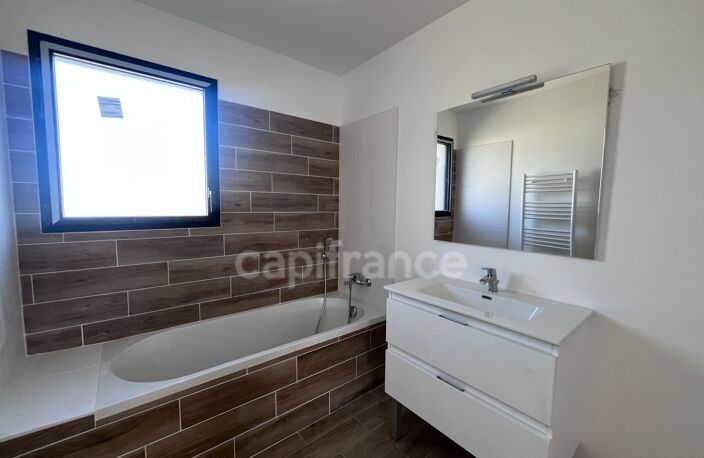 MAISON NEUVE PLAIN PIED — FRAIS DE NOTAIRE RÉDUITS — SECTEUR ADÉ — photo 5
