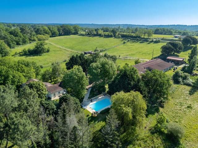 Dpt Dordogne (24), à vendre BERGERAC propriété P7 - terrain de 87000 m2 — photo du bien
