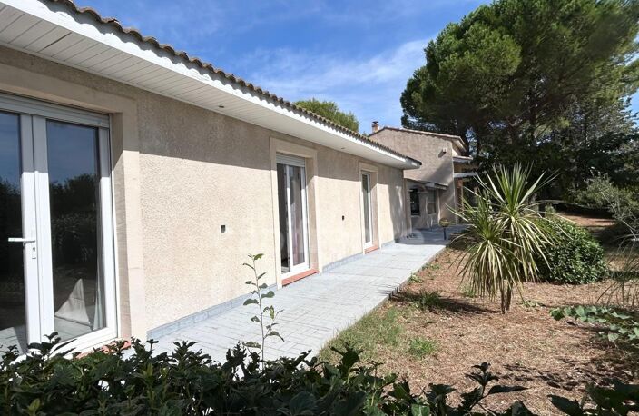 Maison de plain-pied 5 pièces de 204 m² avec piscine sur plus de 2 000 m² de terrain COURNONTERRAL (34) — photo 3