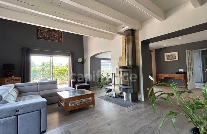 Maison de plain-pied 5 pièces de 204 m² avec piscine sur plus de 2 000 m² de terrain COURNONTERRAL (34) — photo 5