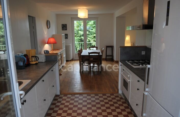 Maison à vendre 11 pièces 8 chambres SAVIGNAC LES EGLISES (24) proche école de Savignac, 1239m² de terrain — photo 5