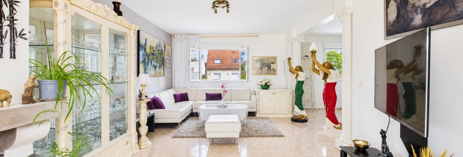 Maison 10 Pièces 303 m² à vendre à Montfermeil (93370)