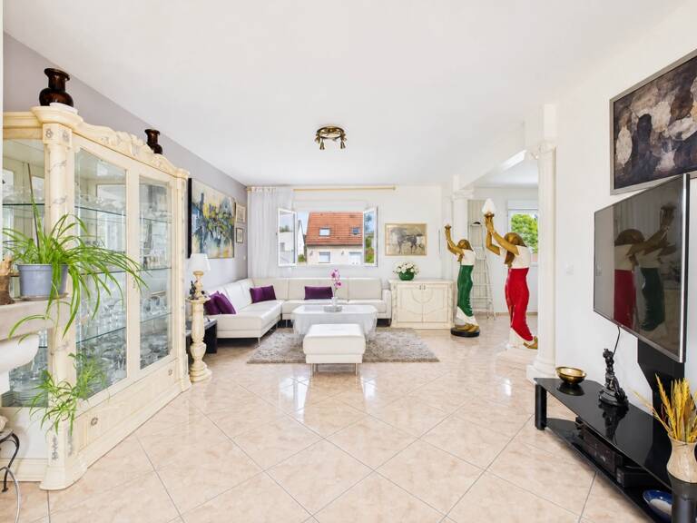 Maison à vendre 10 pièces avec piscine a MONTFERMEIL (93) — photo 1