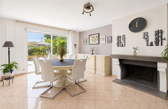 Maison à vendre 10 pièces avec piscine a MONTFERMEIL (93) — photo 2