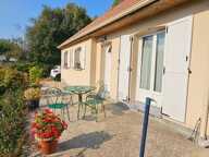 Exclusivité - Proche des Andelys - La Roquette secteur recherché - Maison de plain pied au calme de 76 m2  - 3 chambres - sur 968 m2 de terrain plat et arboré - avec un bâtiment comprenant 2 garages  - Prix :  196.000 — photo 3