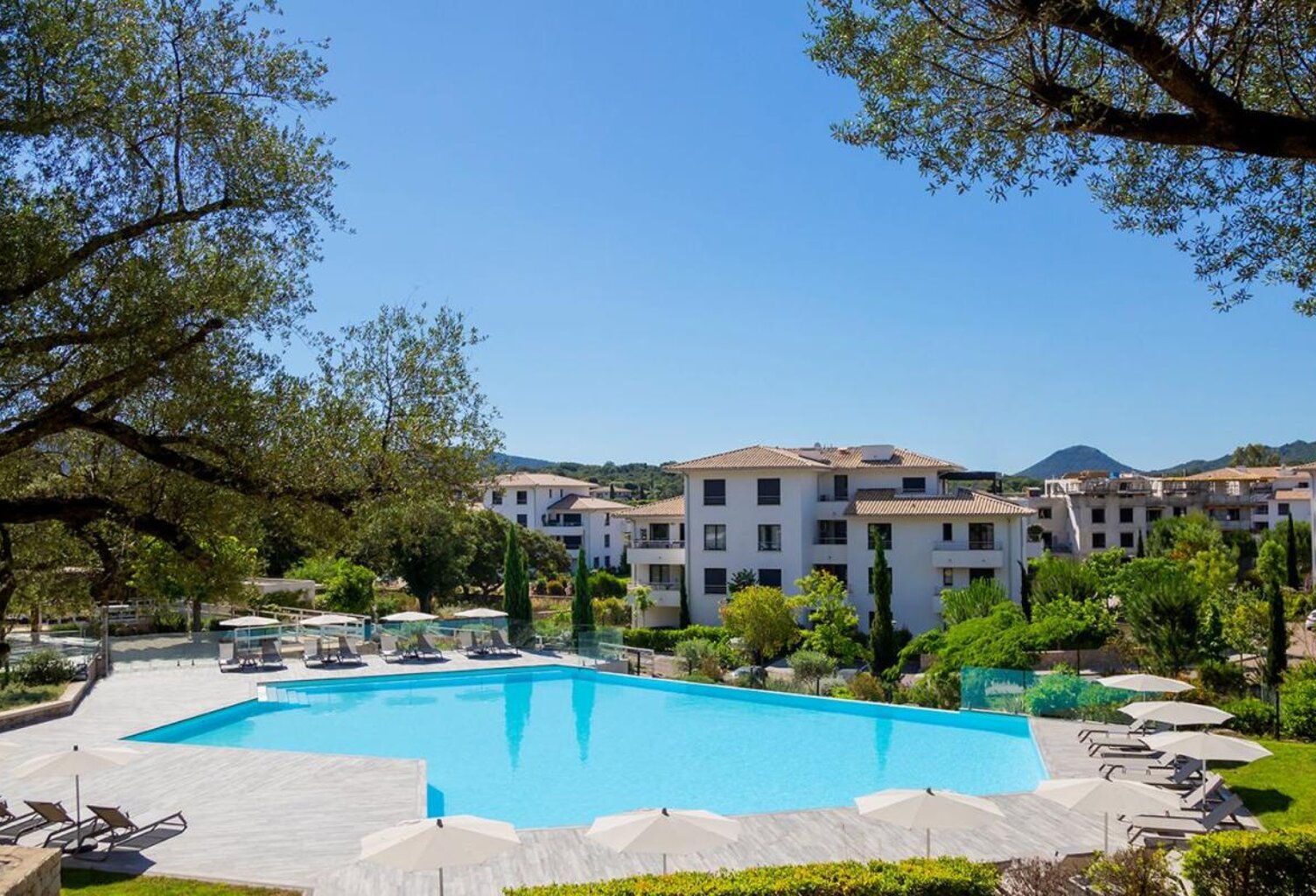 Appartement avec jardin dans un domaine privé à Porto-Vecchio — photo 1
