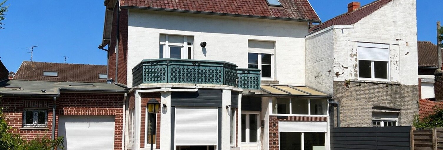 Immeuble  256 m² à vendre à Saint-Amand-les-Eaux (59230)
