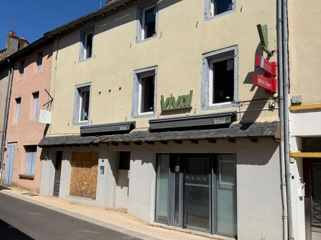 Immeuble proposé à La Salvetat-Peyralès