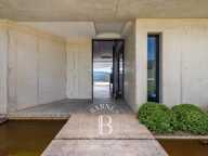Saint-Didier-au-mont d'or - Maison contemporaine de 279m2 - 4 chambres - Terrain de 2995 m2 — photo 2