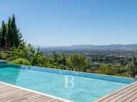Saint-Didier-au-mont d'or - Maison contemporaine de 279m2 - 4 chambres - Terrain de 2995 m2 — photo 4