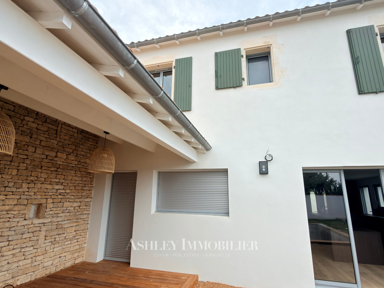 A VENDRE MAISON 6 PIÈCES ILE DE RÉ SAINT MARTIN DE RE — photo 1