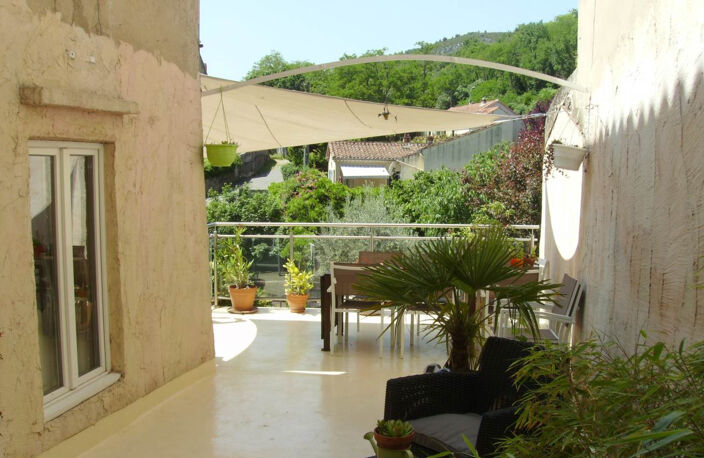 Charmante maison de rue avec jardin — photo 3