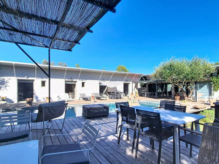 A quelques minutes de SOMMIERES  Magnifique villa contempora — photo 1