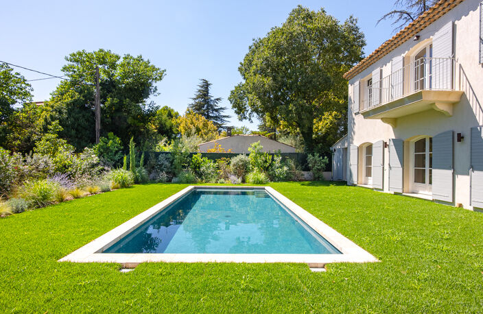 BASTIDE neuve 200 m2 sur 800 m2 de terrain avec piscine. — photo 3