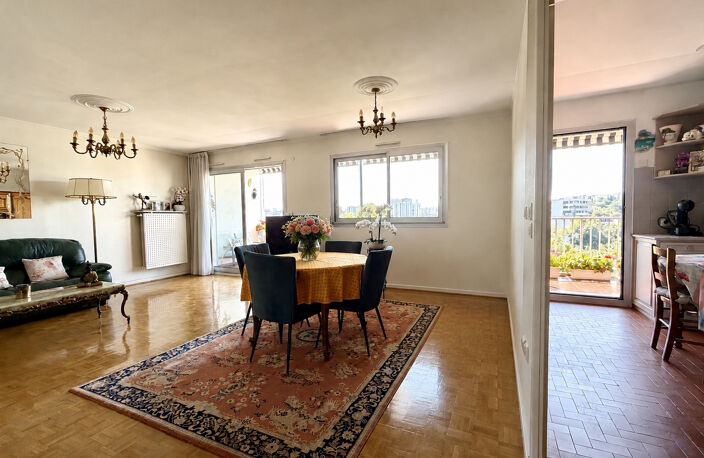 A VENDRE APPARTEMENT FAMILIAL 4 PIECES 100,17M2 LYON LIMITE — photo 3