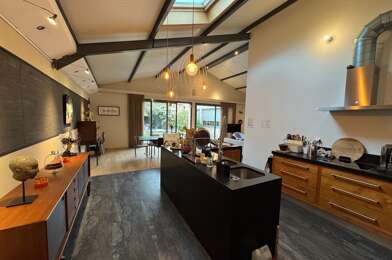 Maison 8 pièces 550000 €
