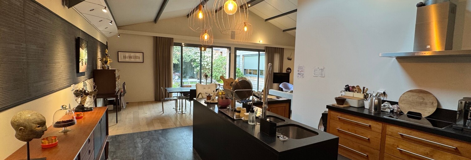 Maison 8 Pièces 250 m² à vendre à Wasquehal (59290)