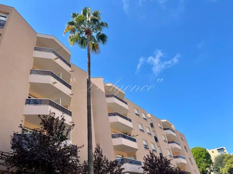 NICE - CAUCADE - STUDIO MEUBLE - TERRASSE - PARKING — photo 1