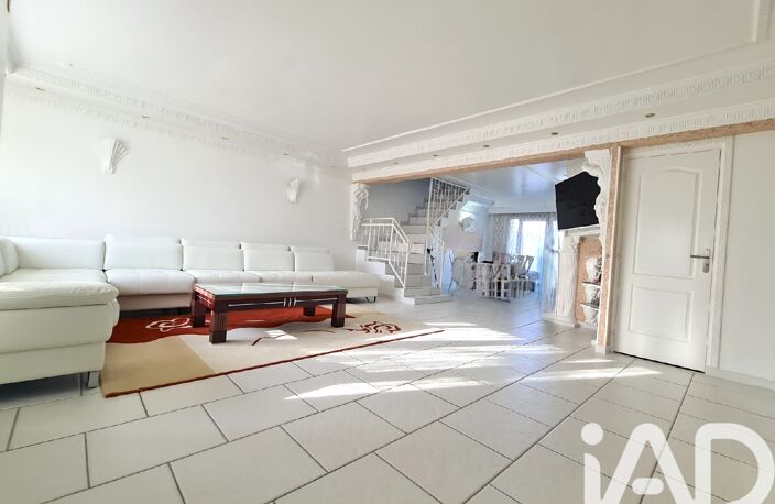 Vente Maison/villa 7 pièces — photo 2