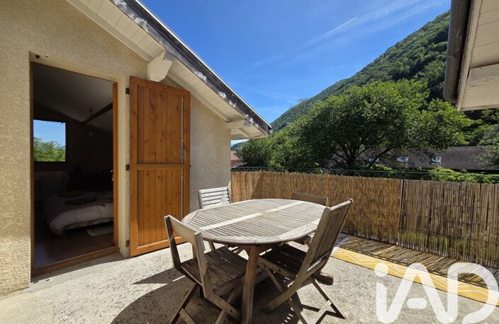 Vente Maison/villa 8 pièces — photo 3