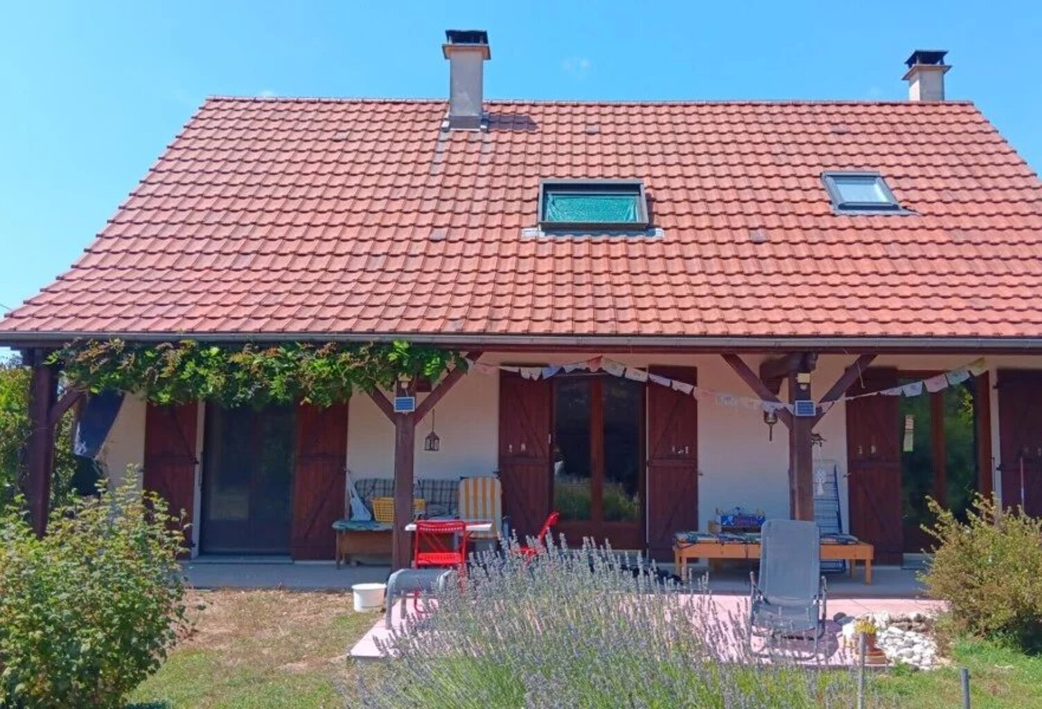 À vendre : maison de caractère avec B&B près d’Autun — photo 1