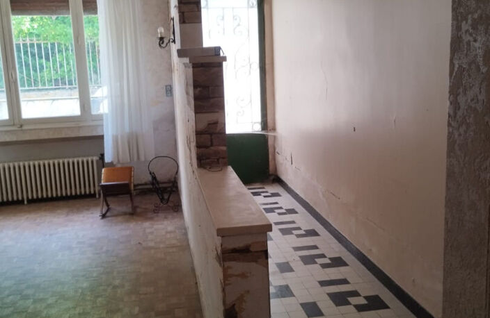 Exceptionnel, maison de 160m2 plein centre avec dépendance grange, atelier et jardin sur Cissac Médoc — photo 5
