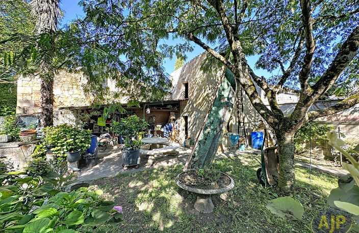 Maison de ville à terminer avec jardin et accès rivière — photo 2